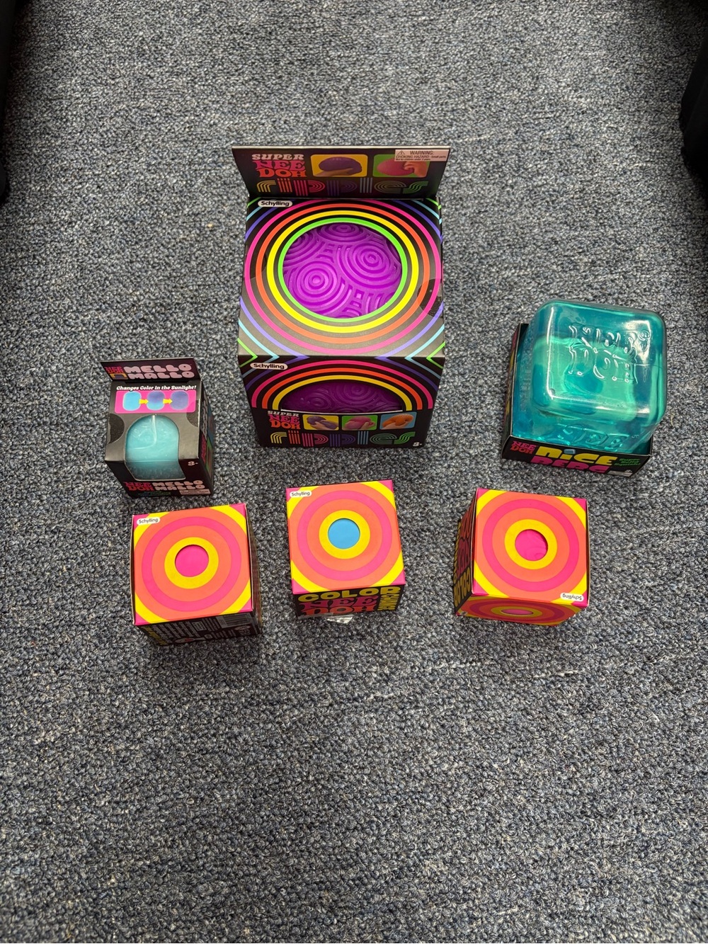 NeeDoh Lot